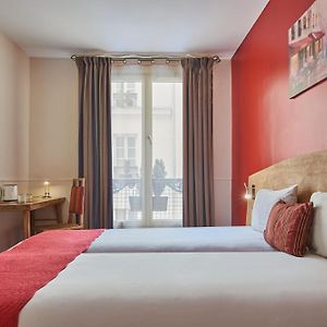 Habitación Clásica con 2 Camas Individuales